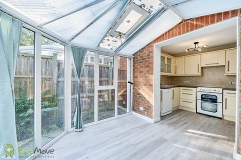 18 Groves Lea, Mortimer, Reading, RG7 3SR