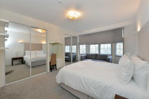 5 bedroom apartment to rent, Strathmore Court, Park Road, St John's Wood, London, NW8