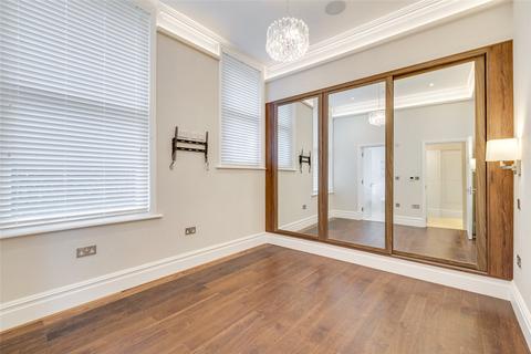 2 bedroom apartment to rent, Petersham Road, Richmond, TW10