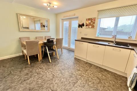 2 Housman Close, Bispham, Blackpool, FY2 0FX