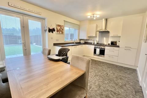 2 Housman Close, Bispham, Blackpool, FY2 0FX