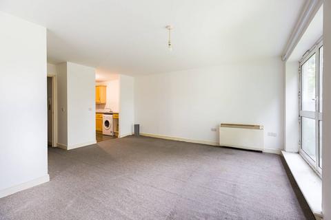 2 bedroom flat for sale, Bounds Green, Bounds Green, London, N11