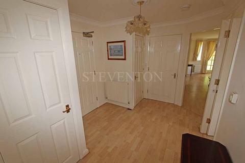 2 bedroom apartment for sale, Cygnet Close, Compton, Wolverhampton, WV6