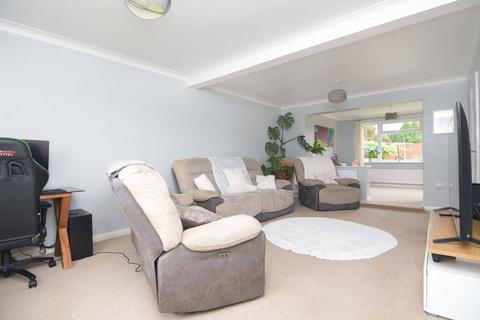 7 Beech Crescent, West Winch, King's Lynn, PE33 0PZ