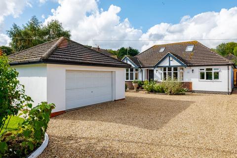 4 bedroom detached bungalow for sale, Nottingham Road, Burton Joyce, Nottingham, NG14 5AT