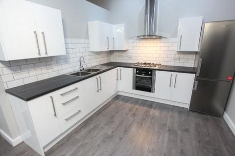 6 bedroom flat to rent, Irvine Street, L7 8SZ,