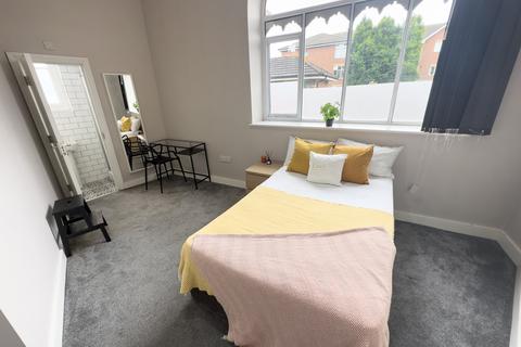 6 bedroom flat to rent, Irvine Street, L7 8SZ,