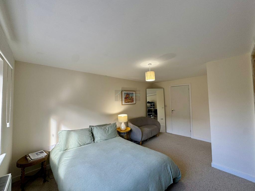 Bedroom 1b