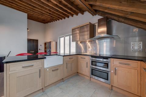 3 bedroom apartment for sale, Port East Apartments, Hertsmere Road, London, E14