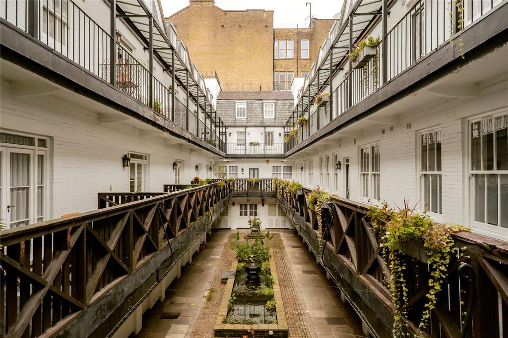 Mews Courtyard