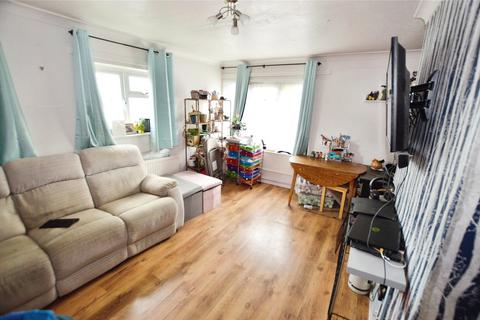 2 bedroom maisonette for sale, Audley Way, Basildon, Essex, SS14