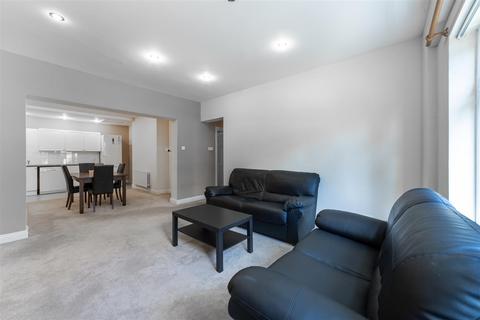 2 bedroom flat to rent, £150pppw - *En-Suite rooms* Holly Avenue, Jesmond
