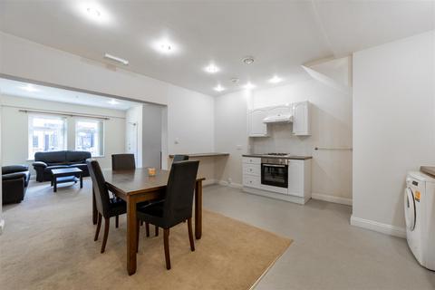 2 bedroom flat to rent, £150pppw - *En-Suite rooms* Holly Avenue, Jesmond