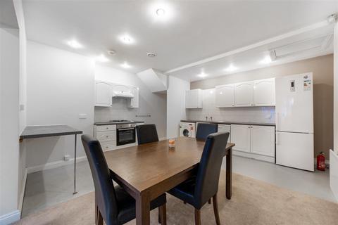 2 bedroom flat to rent, £150pppw - *En-Suite rooms* Holly Avenue, Jesmond