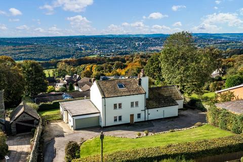 4 bedroom detached house for sale, Larkfield Grange, Rawdon, Leeds, West Yorkshire, LS19