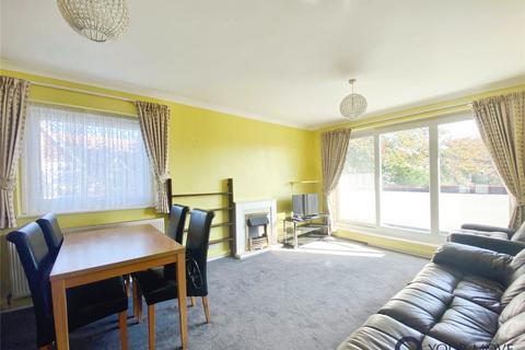 3 bedroom flat for sale, Carew Road, East Sussex BN21