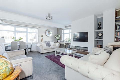 2 bedroom flat for sale, George V Avenue, Worthing