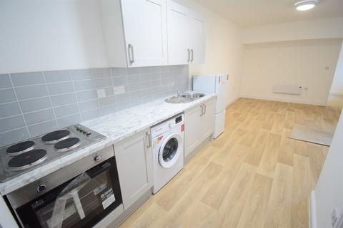 1 bedroom house to rent, Cowbridge Road East, Cardiff