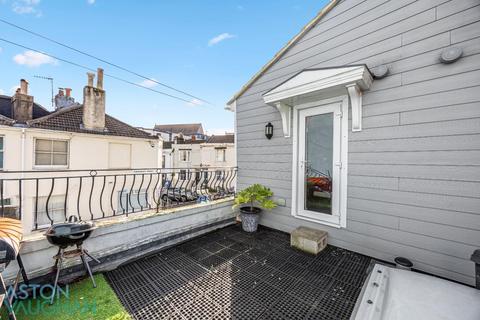 3 bedroom end of terrace house for sale, Kingsbury Road, Brighton BN1