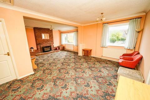 3 bedroom semi-detached bungalow for sale, Chuch Road, Slapton, Leighton Buzzard