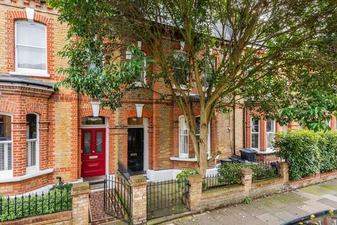 5 bedroom detached house to rent, Brynmaer Road, Battersea Park, London, SW11