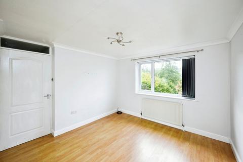 42 Black Rocks Avenue, Matlock, DE4 3ND
