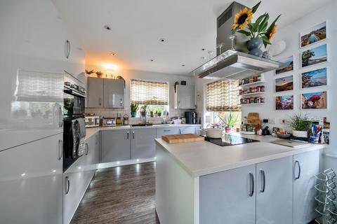 4 bedroom detached house for sale, Banbury,  Oxfordshire,  OX16