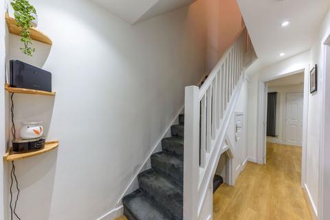 24 Badger Close, Redditch, B98 0JE