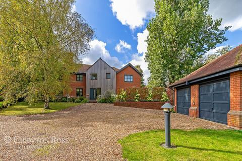 5 bedroom detached house for sale, Dovecote Croft, Great Linford