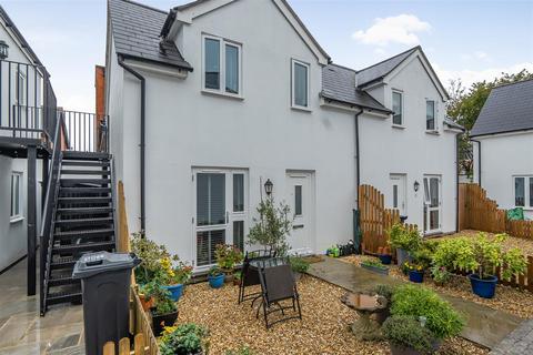 10 Central Place, Honiton, EX14 1LP