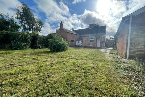 undefined, Tort Hill, Sawtry