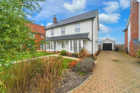 4 bedroom detached house for sale, Manningtree Road, Little Bentley, Colchester