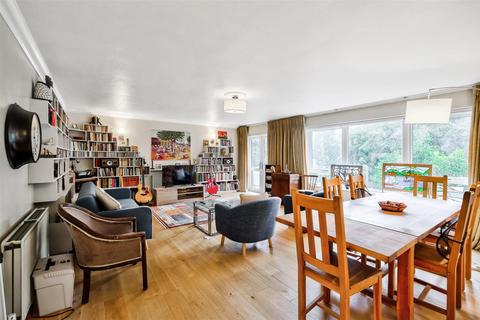 2 bedroom apartment for sale, Woodford Road, South Woodford