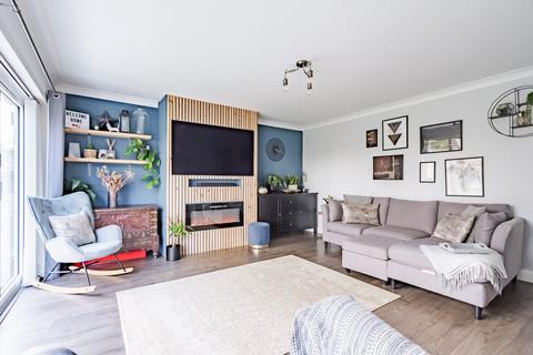 22 Haspalls Road, Swaffham, PE37 7NZ