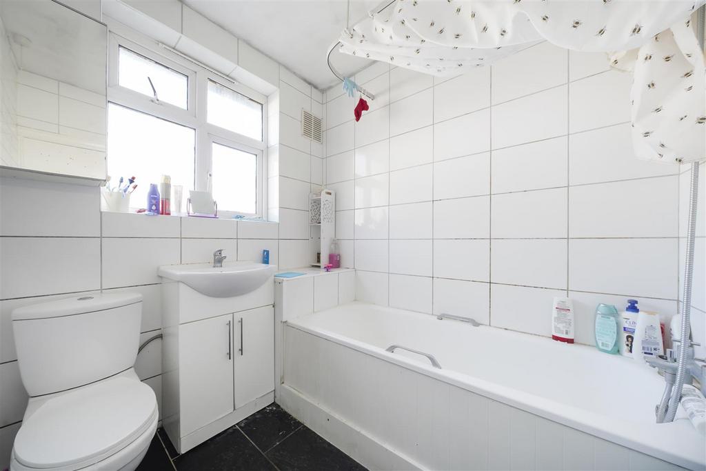 67 A Braemar Avenue - DTyf Nd4 SRR3 I47gd U4vy.jpg