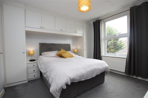 66 Miskin Road, Dartford, DA1 2NB