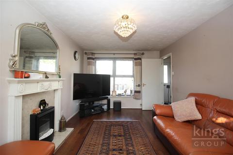 102 Challinor, Church Langley, Harlow, CM17 9XD