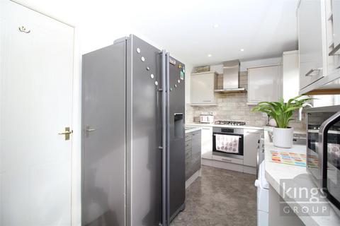 102 Challinor, Church Langley, Harlow, CM17 9XD