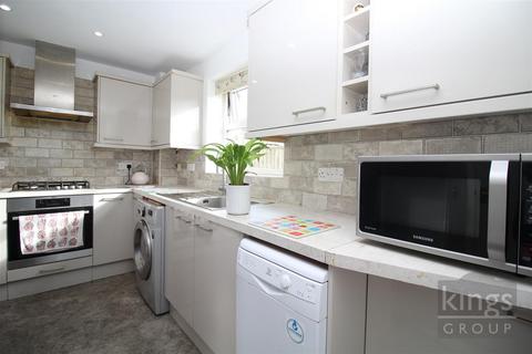 102 Challinor, Church Langley, Harlow, CM17 9XD