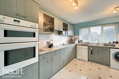 21 Bowes Road, Wivenhoe, Colchester, CO7 9RD
