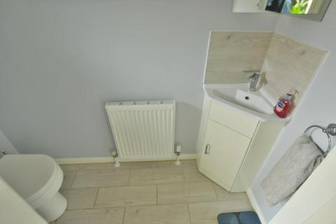 10 Spur Close, Wimborne, BH21 2UG
