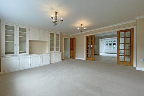 4 Fir Tree Close, Epsom, KT17 3LD
