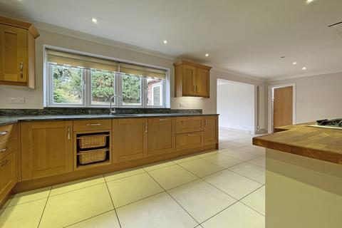 4 Fir Tree Close, Epsom, KT17 3LD