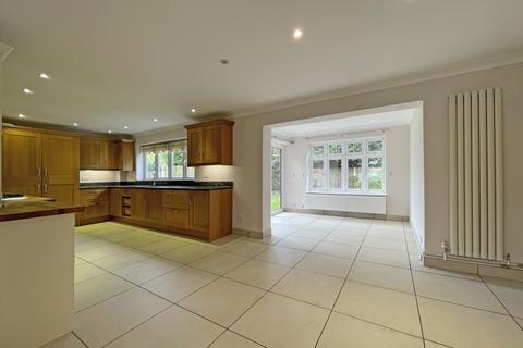 4 Fir Tree Close, Epsom, KT17 3LD