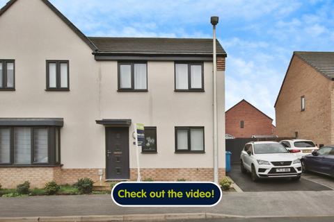 3 bedroom semi-detached house for sale, Lil Bilocca Way, Kingswood, Hull, East Riding of Yorkshire, HU7 3LW