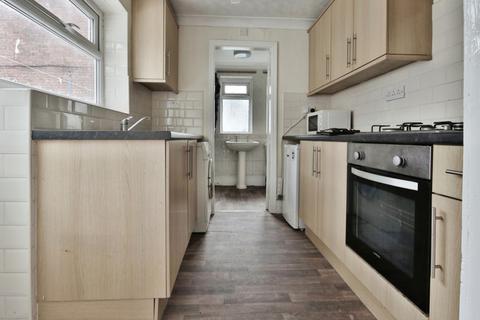 2 bedroom terraced house for sale, Steynburg Street, Hull, HU9 2PF