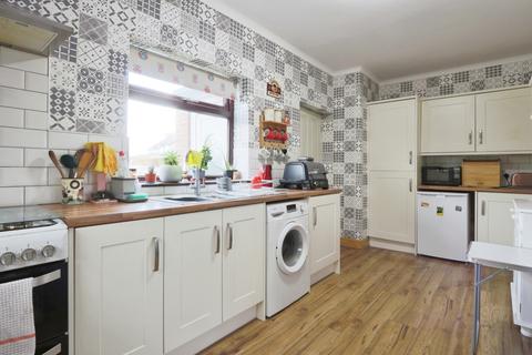 2 bedroom end of terrace house for sale, Wold Road, Hull, East Riding of Yorkshire, HU5 5UN