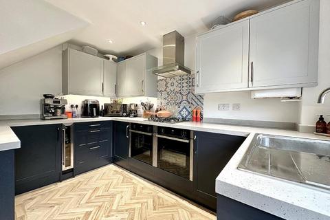 37 Bank View, Northampton, NN4 0RS