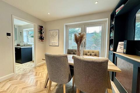 37 Bank View, Northampton, NN4 0RS