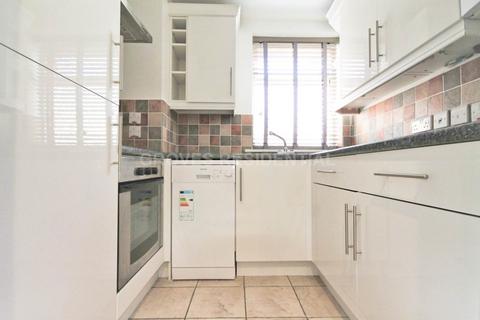 1 bedroom flat for sale, Grafton Road, New Malden